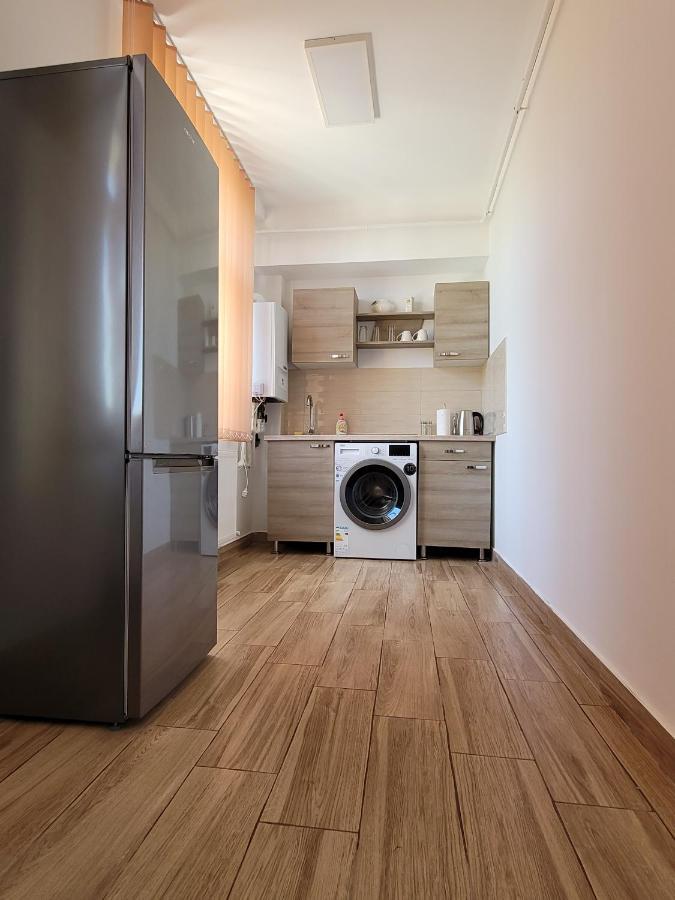Apartamente Livada Râmnicu Vâlcea Eksteriør billede