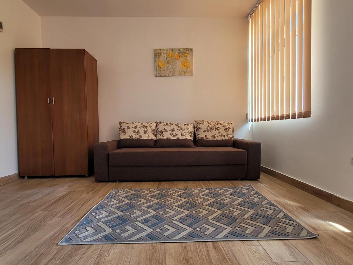 Apartamente Livada Râmnicu Vâlcea Eksteriør billede