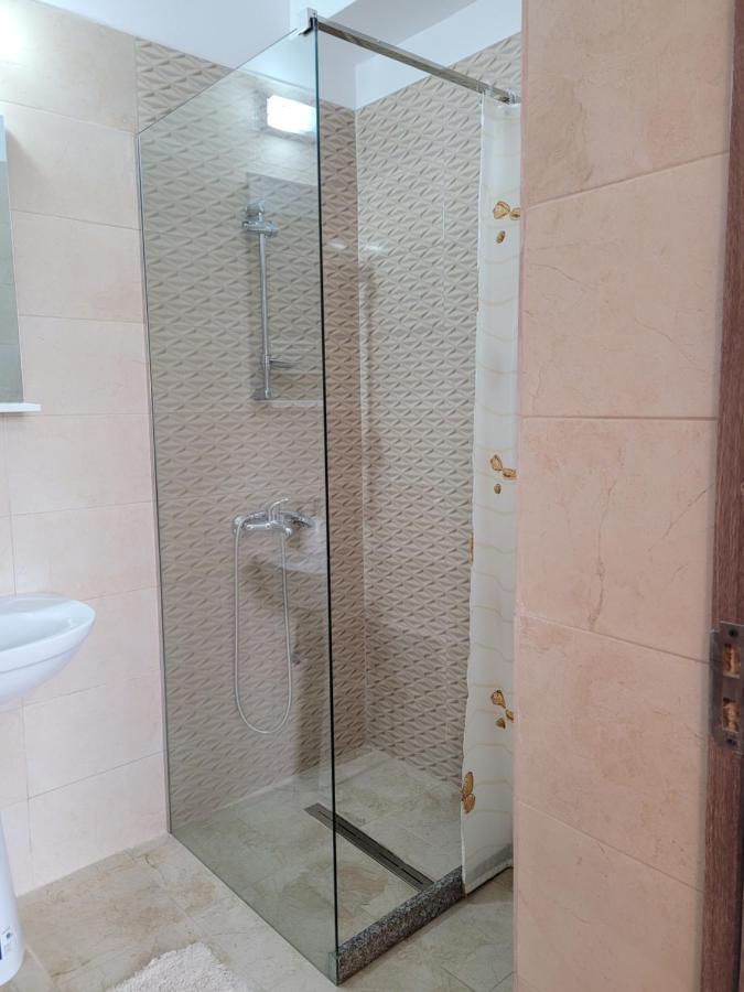 Apartamente Livada Râmnicu Vâlcea Eksteriør billede