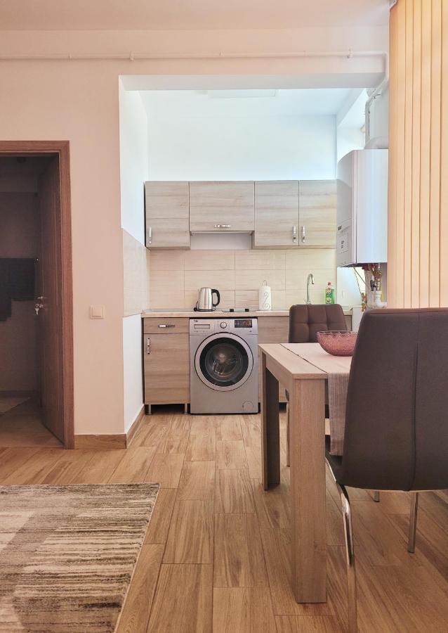 Apartamente Livada Râmnicu Vâlcea Eksteriør billede