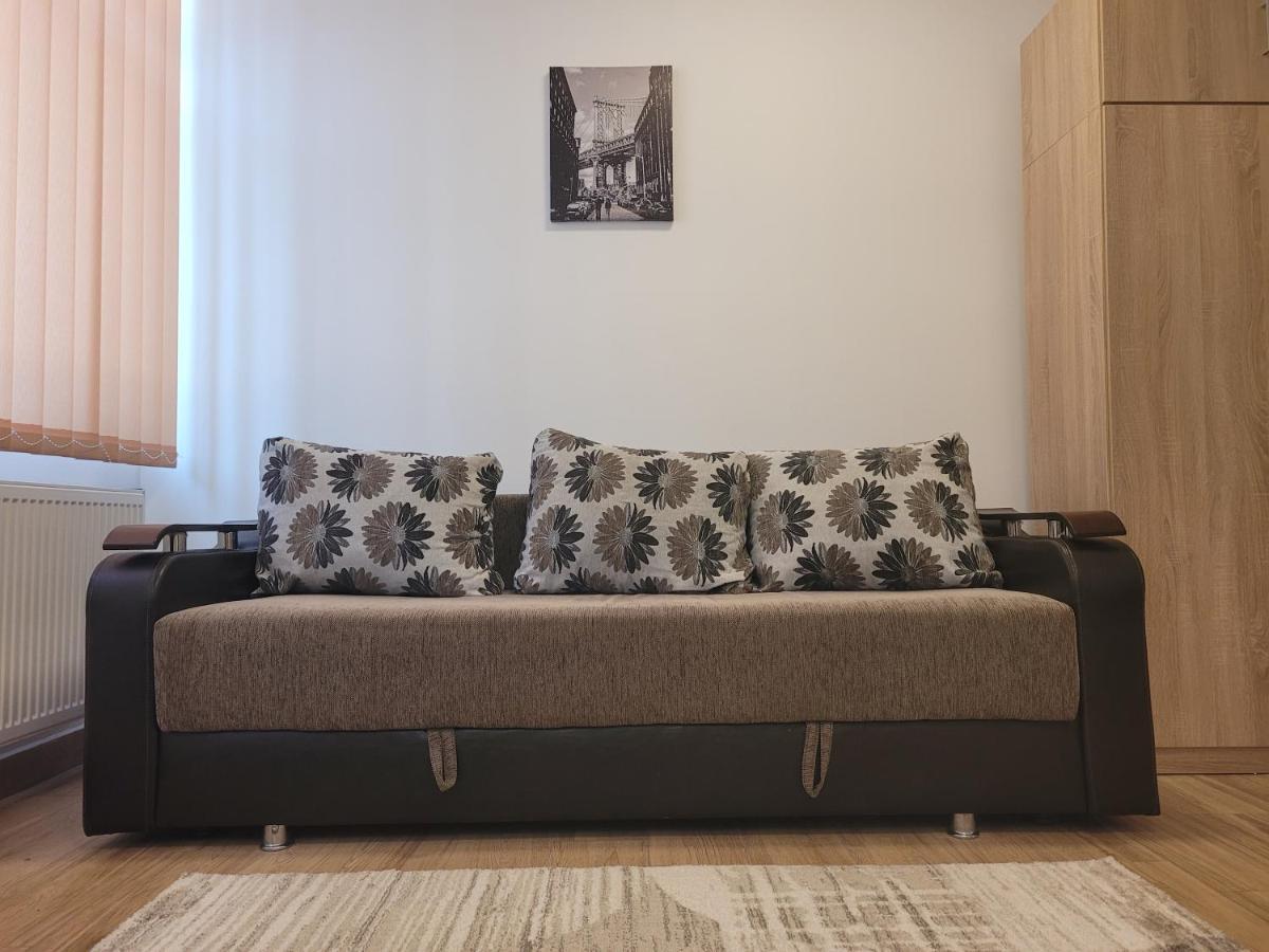 Apartamente Livada Râmnicu Vâlcea Eksteriør billede