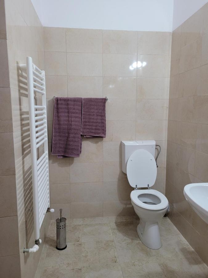 Apartamente Livada Râmnicu Vâlcea Eksteriør billede