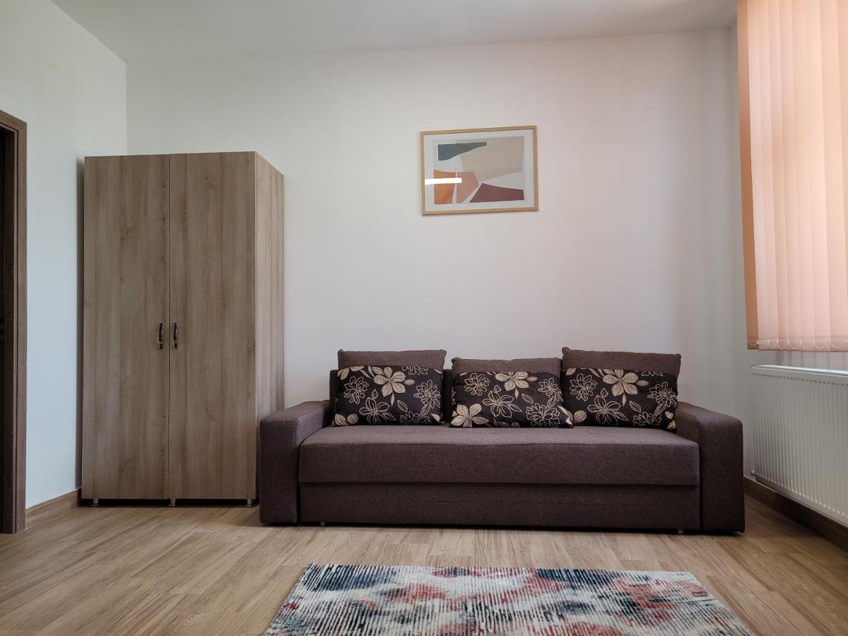 Apartamente Livada Râmnicu Vâlcea Eksteriør billede