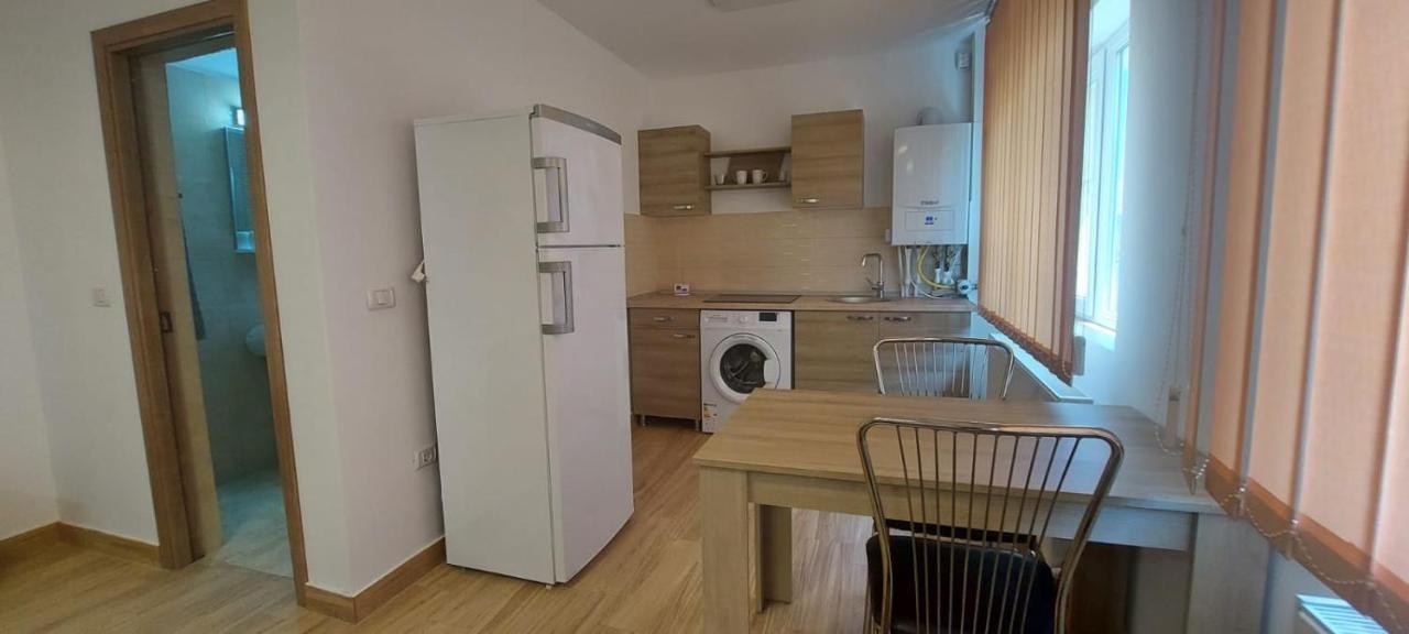 Apartamente Livada Râmnicu Vâlcea Eksteriør billede
